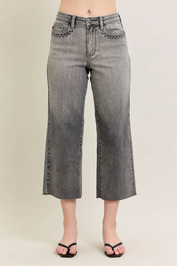 Judy Blue Wide Leg Capri Jeans — High-Waisted Plus Size Denim