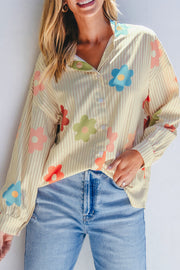 Loose shift silhouette apricot floral shirt