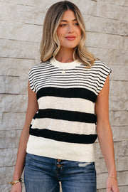 Sleeveless striped O-neck sweater vest for casual daily wear