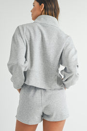 Relaxed drop-shoulder light grey zip sweatshirt with long sleeves