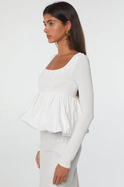 Long sleeve white top in stretchy viscose-elastane blend