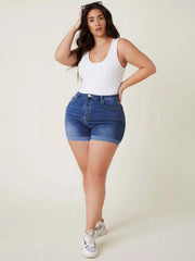 Skinny silhouette denim shorts for a casual summer look