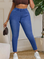 Pencil-leg black skinny jeans in polyester cotton blend