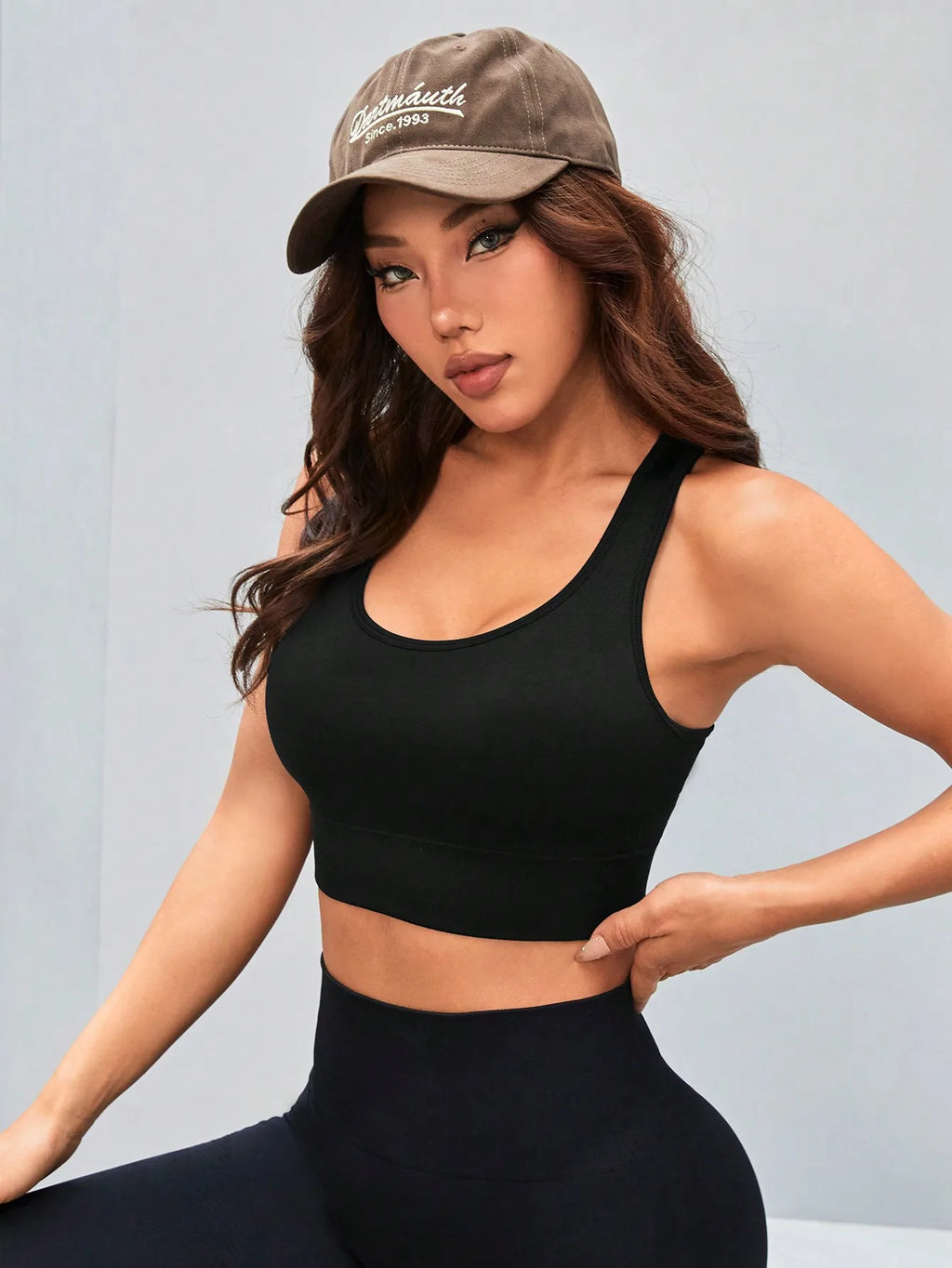 Women's Seamless Breathable Sexy Back Sport Bra Comfortable Lightweight Moisture-Wicking Tank Top for Fitness Running