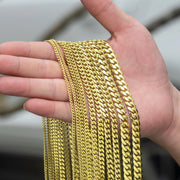 Miami Cuban link necklace showing flat-lay curb link detail in gold tone