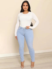 Vintage-inspired skinny denim pants in solid wash