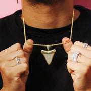 Maanga rope chain necklace, sleek unisex design for everyday wear and layering