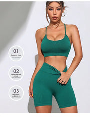 Maanga seamless yoga set with subtle wrinkle texture