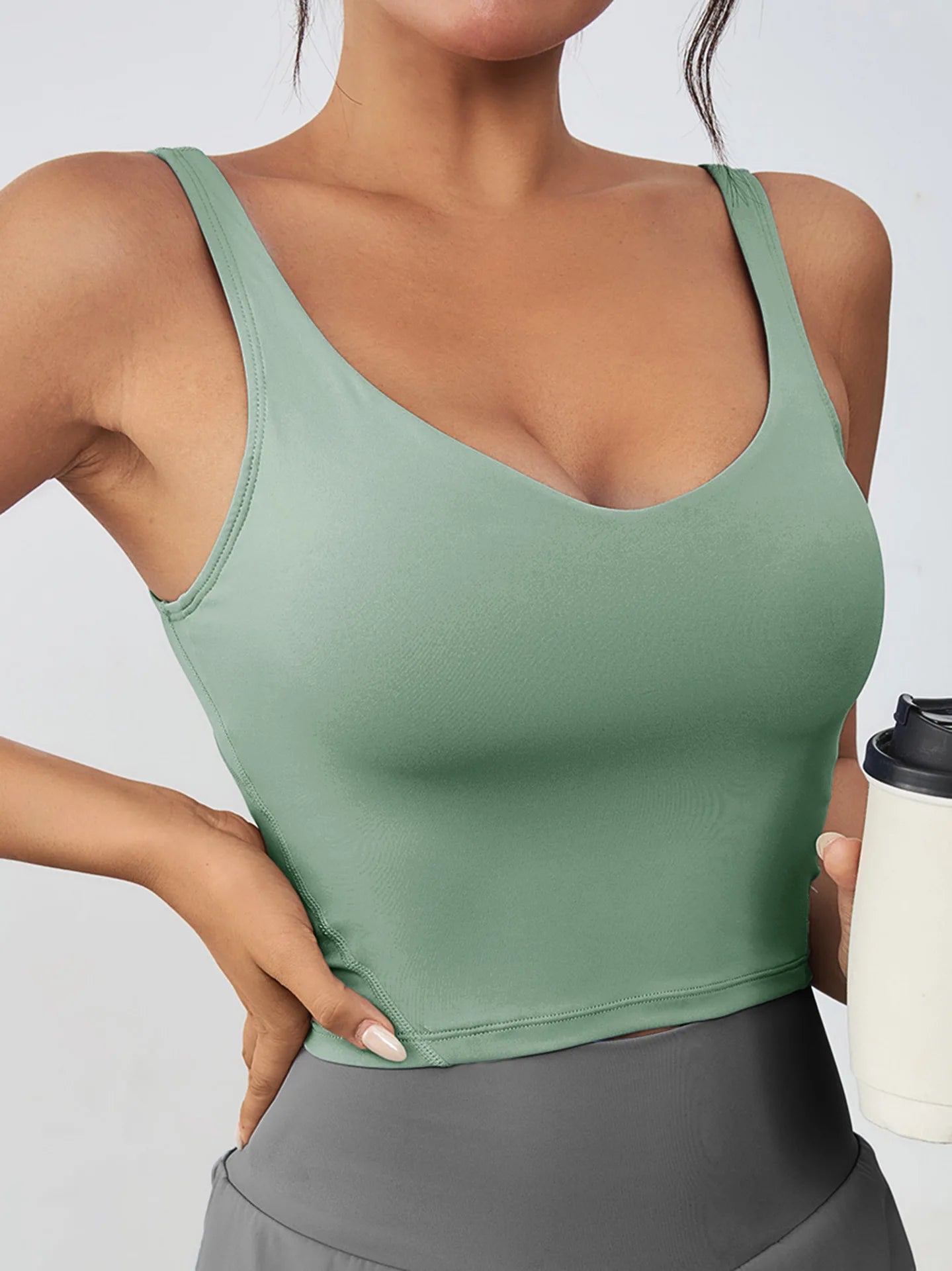Women's Breathable High Support Yoga Sports Bra With Removable Chest Pads Lightweight Sleeveless Tank Tops for Workout Running