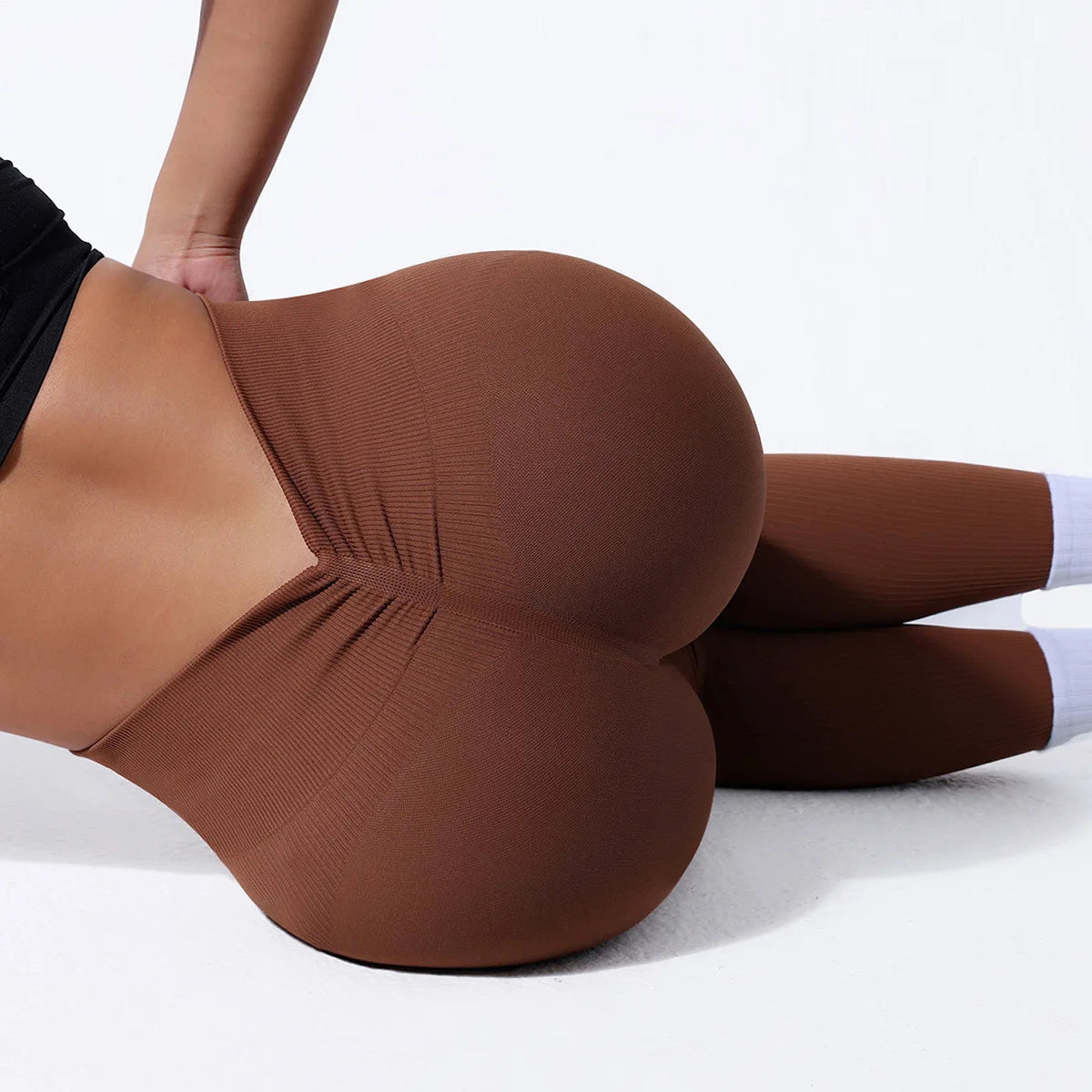 V High Waist Seamless Yoga Pants - Butt Lifting Leggings