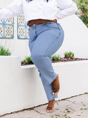 Zipper fly closure detail on Maanga high waist denim jeans