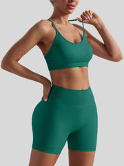 Maanga seamless yoga set in stretchy spandex-nylon blend