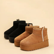 Women's snow ankle boots with soft plush interior lining for warmth