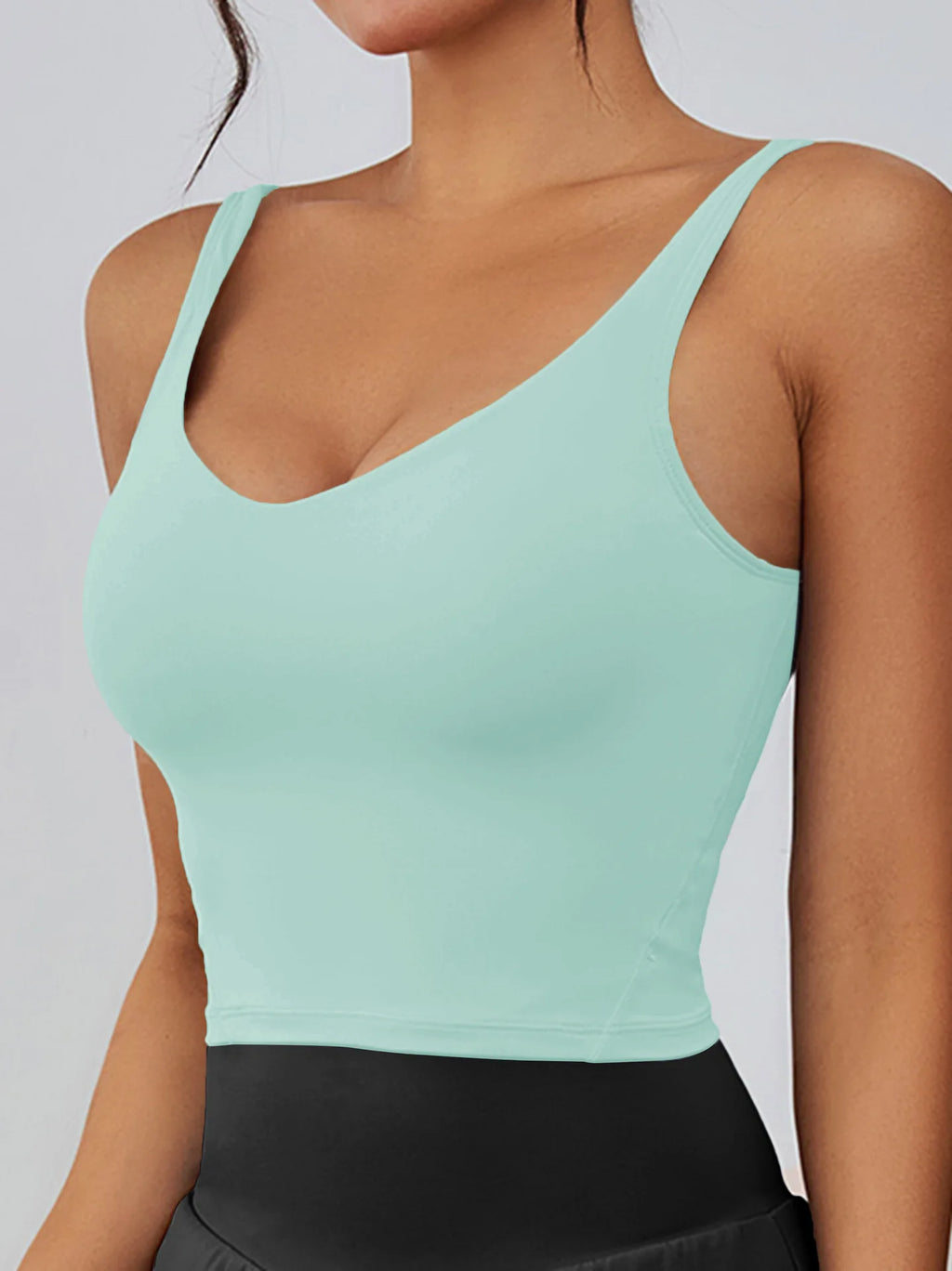 Women's Breathable High Support Yoga Sports Bra With Removable Chest Pads Lightweight Sleeveless Tank Tops for Workout Running