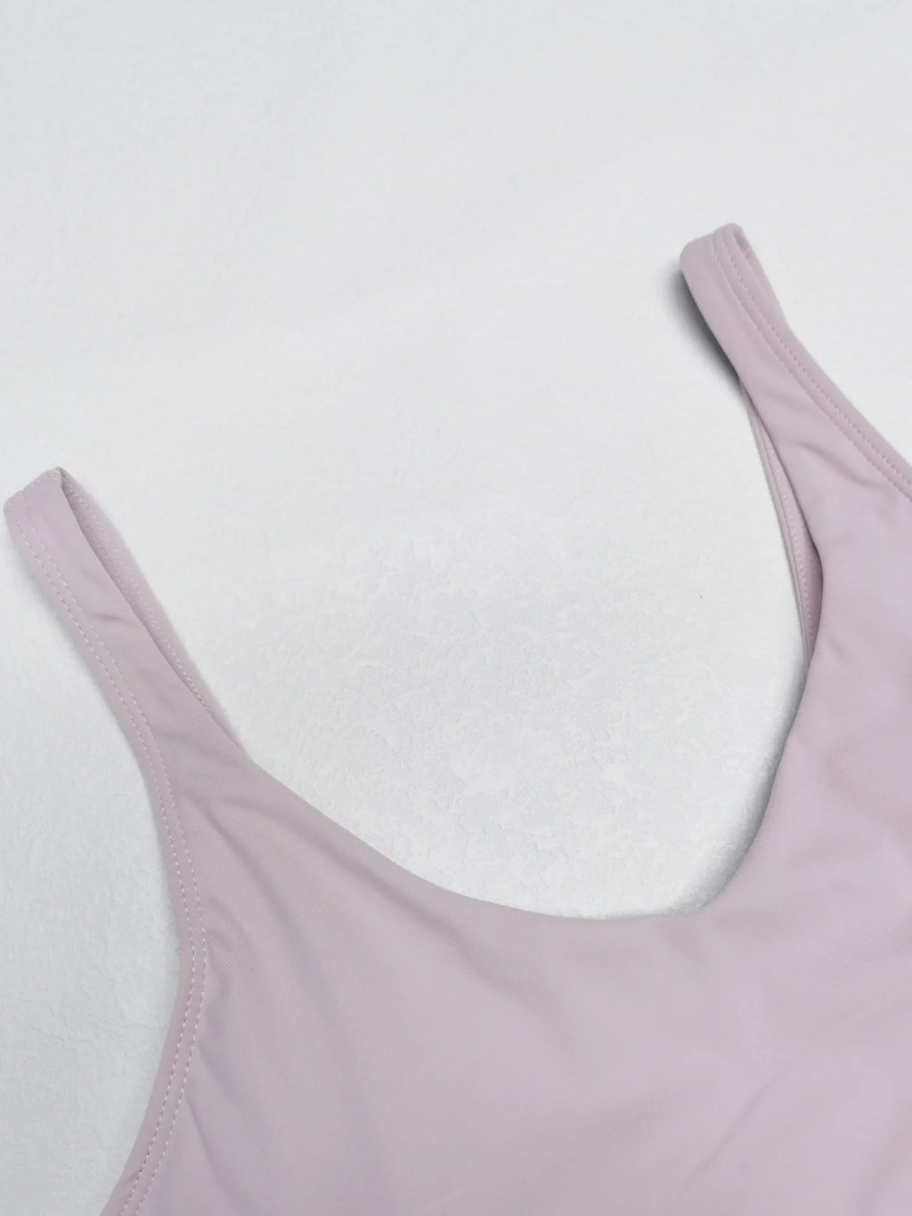 Women's Breathable High Support Yoga Sports Bra With Removable Chest Pads Lightweight Sleeveless Tank Tops for Workout Running
