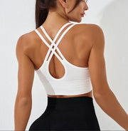 Maanga yoga sports bra with removable chest pads