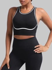 Maanga high-support sports bra in stretchy spandex nylon blend