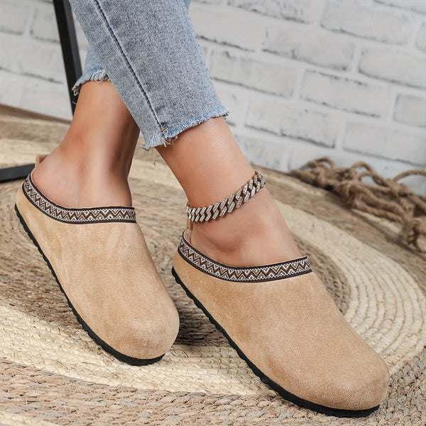 Closed-Toe Velvet Home Slippers for Women — Bohemian Plaid Slip-On