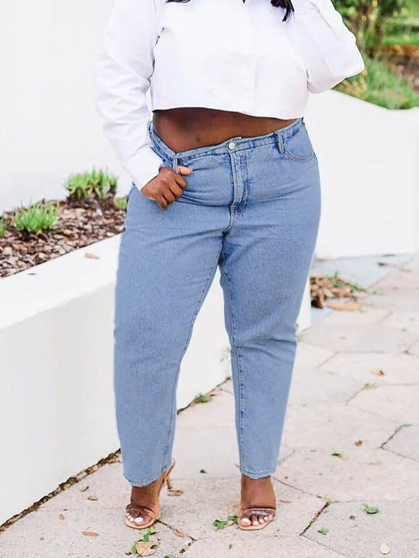 High Waisted Jeans - Light Blue Straight-Leg Vintage Denim