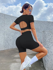 Peach hip shorts from the Seamless Yoga Set with flattering high waist