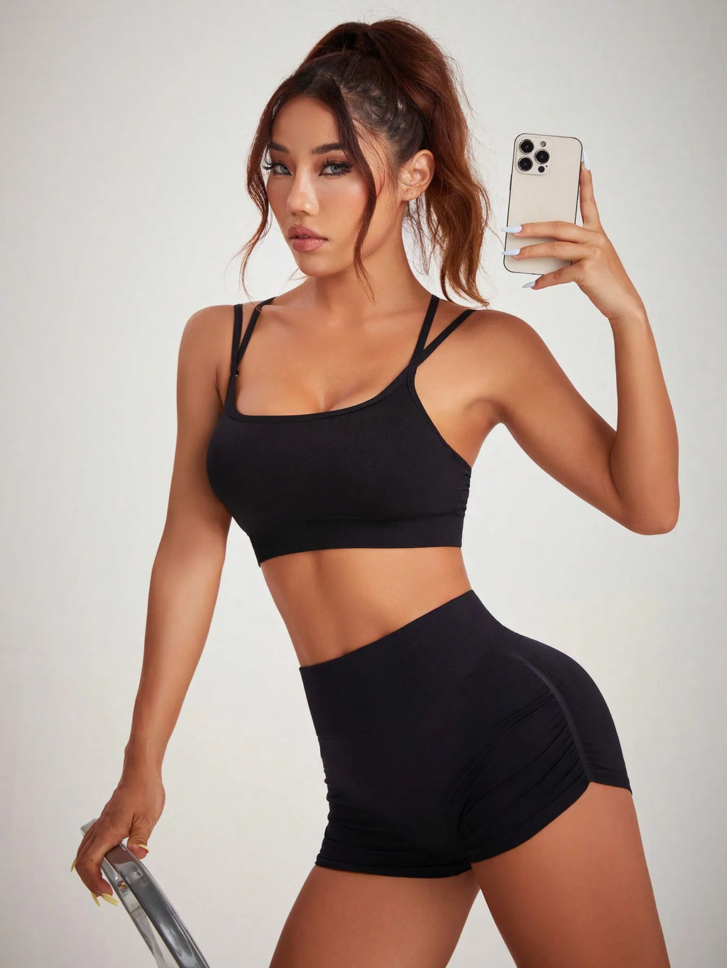 Womens Seamless Fitted High Waist Yoga Shorts Scrunch Butt Lifting 3''- Medium Waisted Booty Workout Volleyball  Shorts