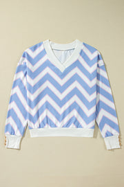 Loose shift-silhouette zigzag stripe top in soft stretch fabric for daily wear