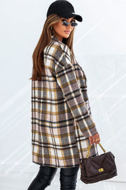 Plaid shacket layer in 100% polyester with classic lapel collar