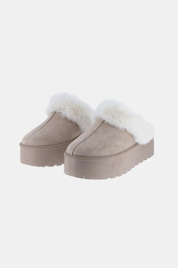 Fur Trim Snow Slippers for Women – Thick Cushioned Slip-On Shoes