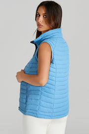 Sleeveless quilted puffer vest with full zip closure